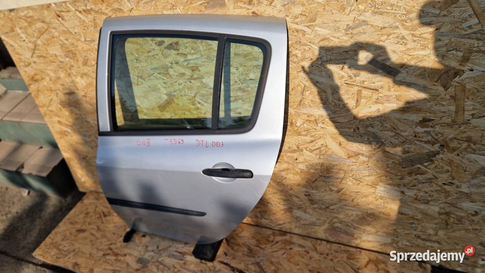RENAULT CLIO 3 III HB DRZWI TYŁ LEWE KOMPLETNE Słowikowo sprzedam