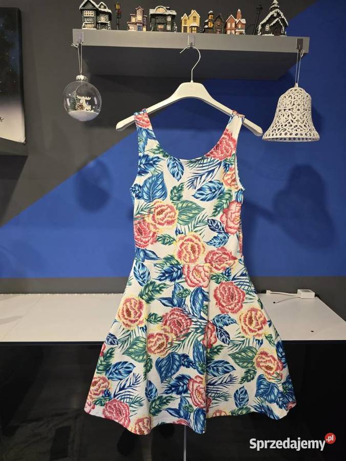 Sukienka HM w kwiaty XS ale pasuje też na SM Bytom