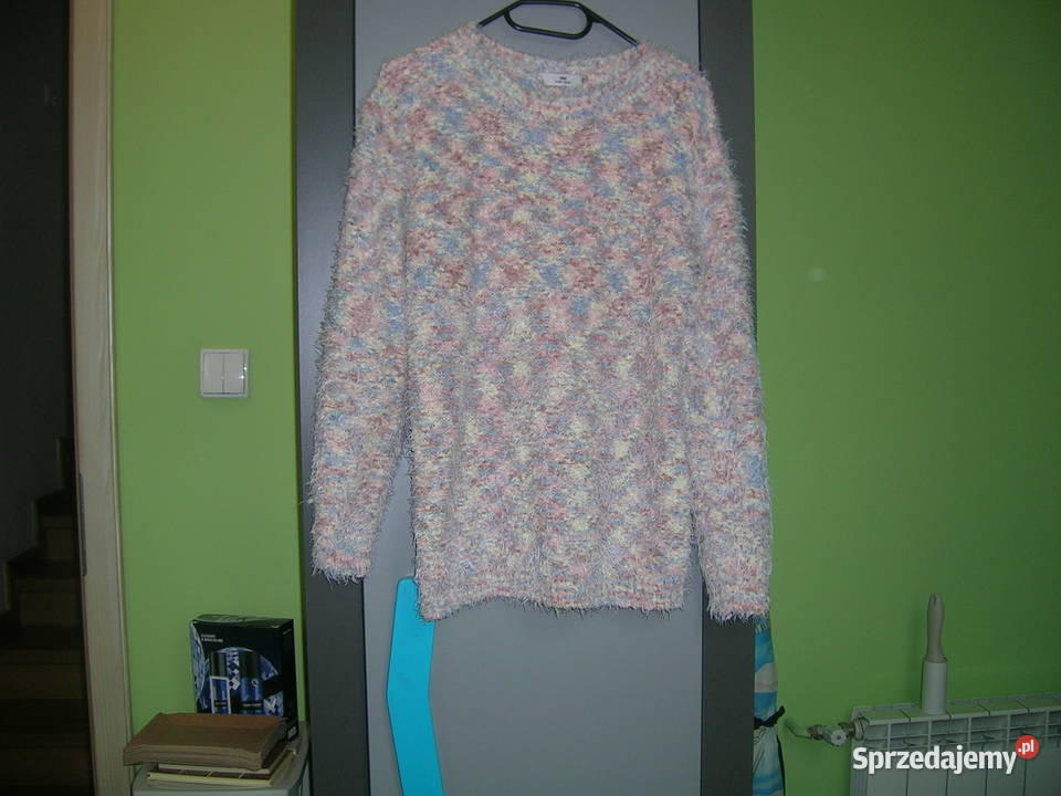 Swetr włochaty trikolor