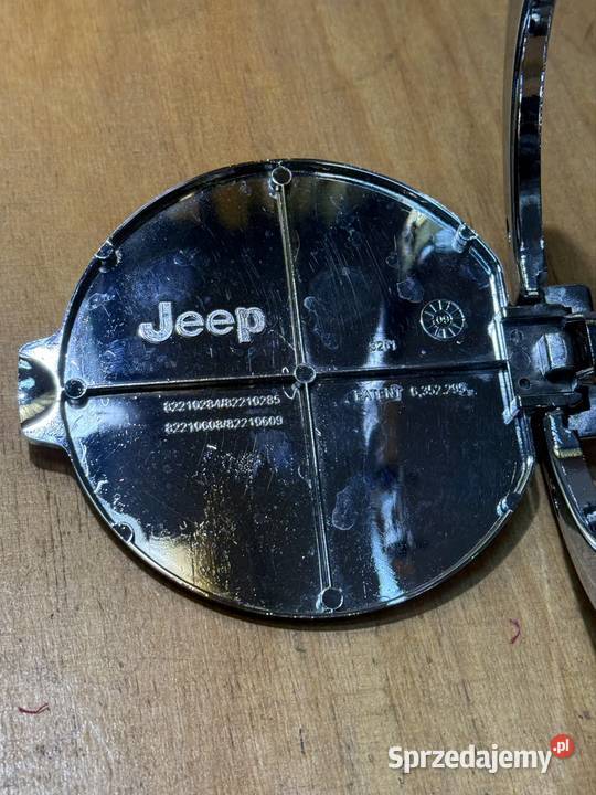 Jeep Wrangler JK klapka wlewu paliwa Sopot