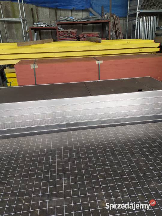 Pomost komunikacyjny 257 przełazówka z drabinką