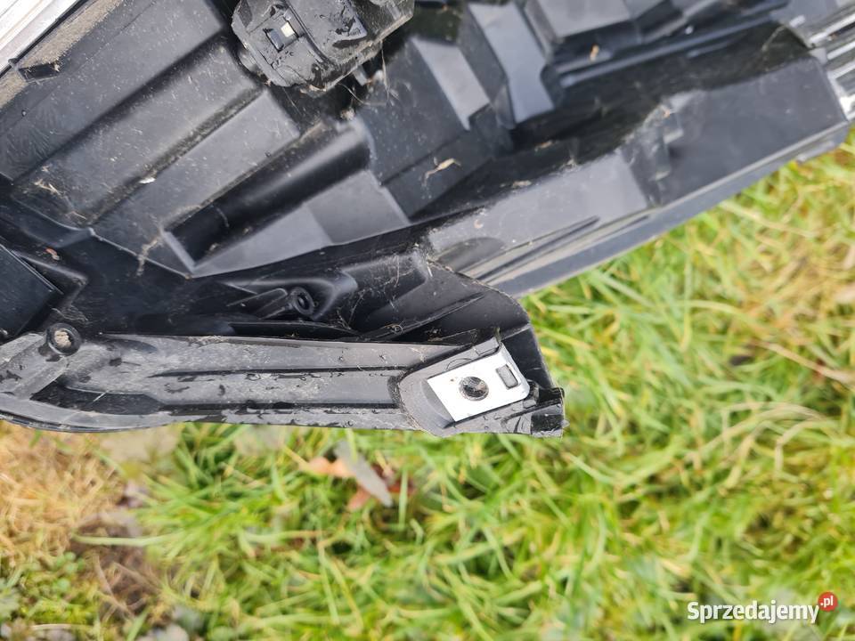 Reflektor Lampa Renault Clio 5 LED 260109379R Wrocław