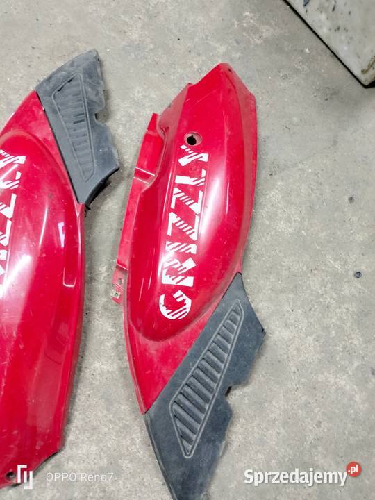 Plastiki pod siedzenia duży chiński skuter Łubno