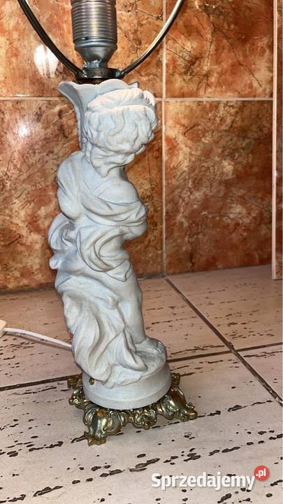 Lampa noga alabastowy chłopczyk podtrzymujący Gdańsk sprzedam