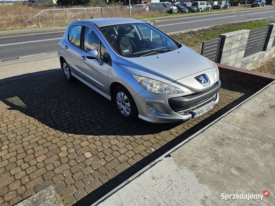 Peugeot 308 2010r 16 hdi 5 drzwi 150 przebieg radio 308 Kotlin sprzedam