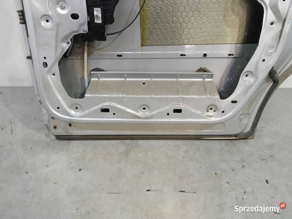 DRZWI PRAWE TYŁ PRZESUWNE SREBRNE LIFT VW sprzedam