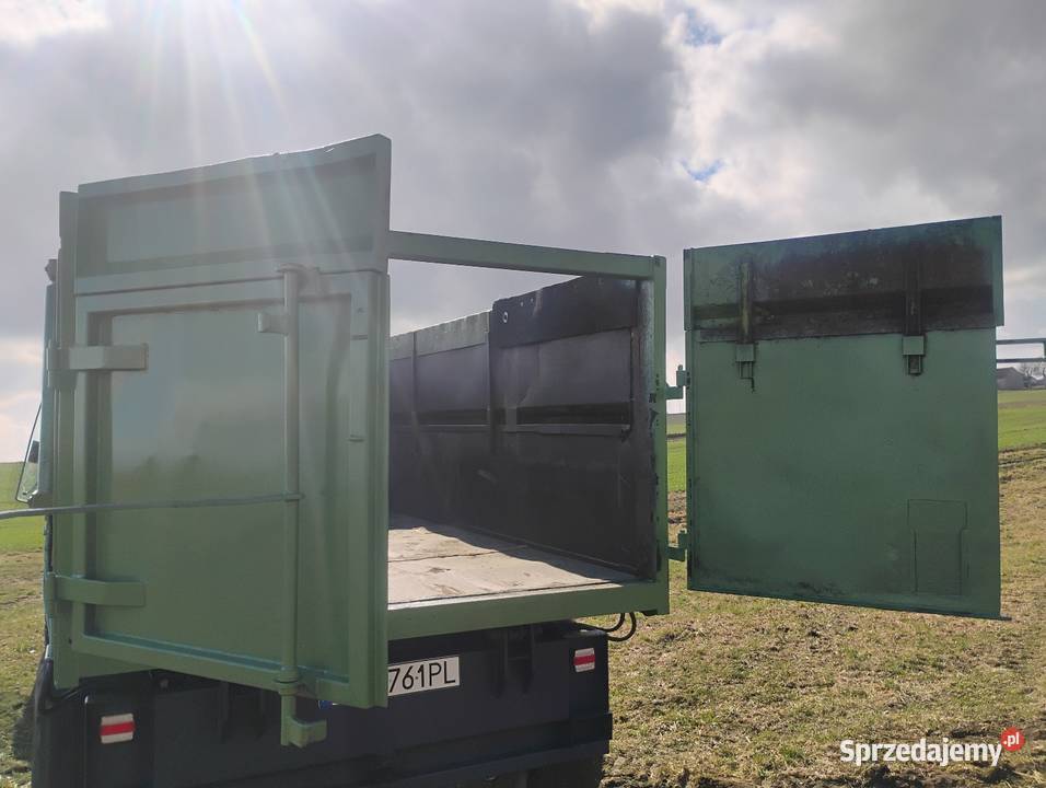 Przyczepa jednoosiowa 8t Przyczepy rolnicze Plesewo