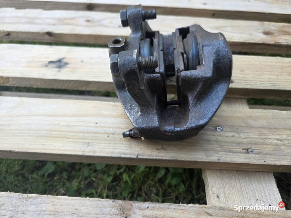 Zacisk Hamulcowy Przedni Lewy Bendix 57mm Skawina