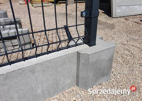 Podmurówka betonowa zbrojona w komplecie z sprzedam