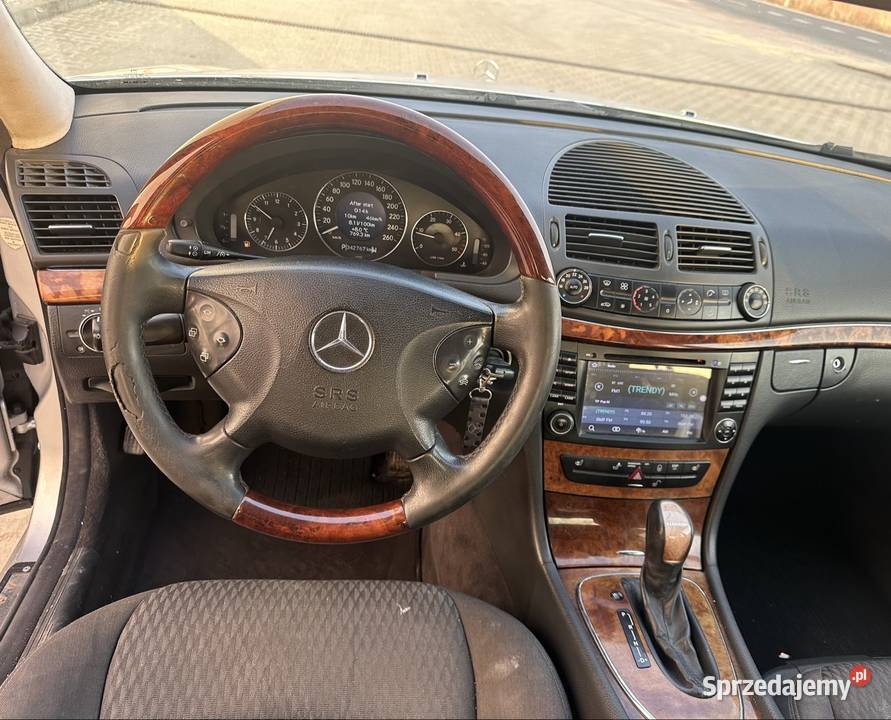 Meecedes e klasa w211 27 diesel 2003r VAT marża Pilzno