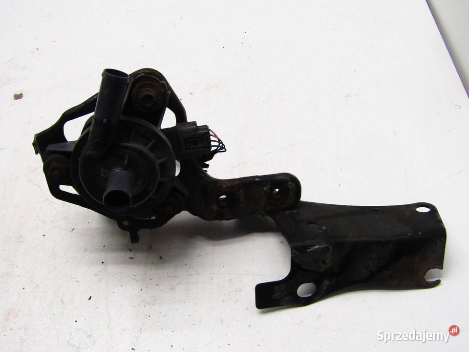 DODATKOWA POMPA WODY 18 HYBRID TOYOTA PRIUS III osobowe Pompy wody