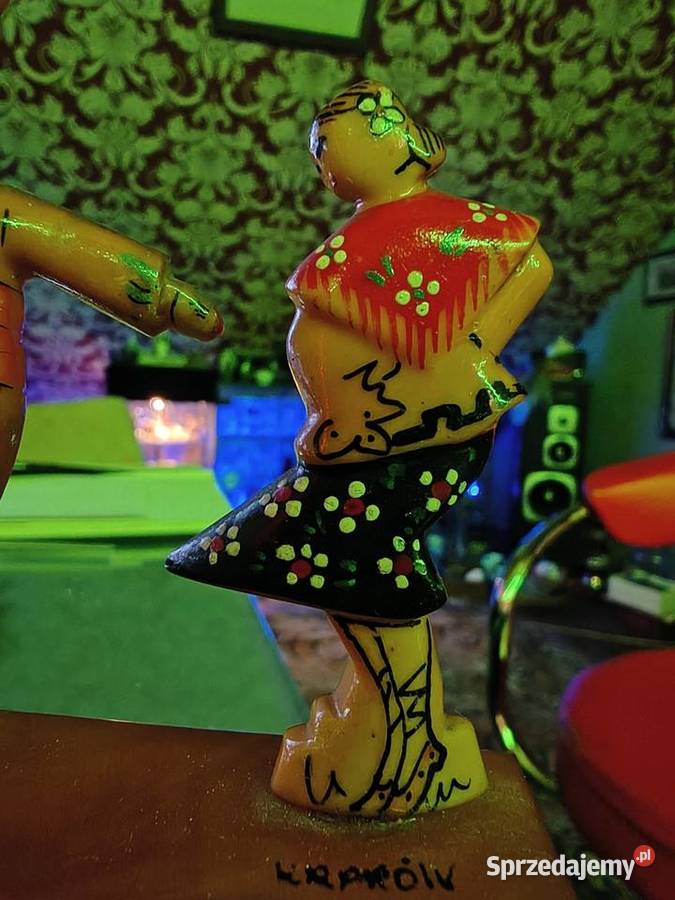 Ebonitowa figurka Suwałki