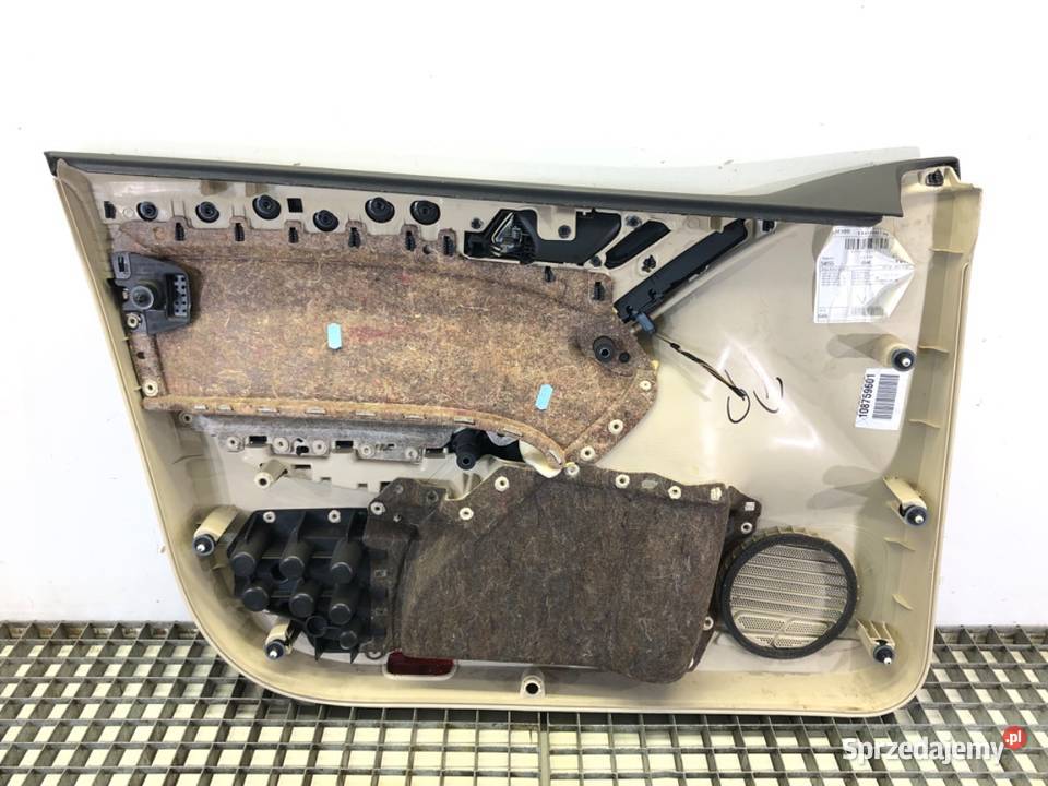 BOCZEK DRZWI PRAWY PRZÓD VW GOLF VI Hatchback podkarpackie sprzedam