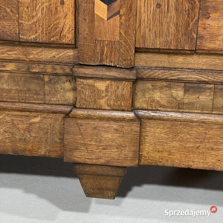 Antyczna szafa dwudrzwiowa z intarsjami I poł zachodniopomorskie Budno
