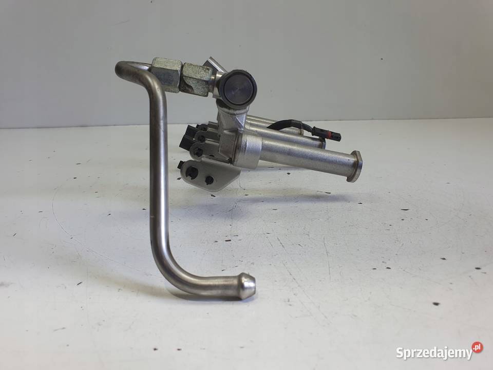 Volvo V90 20 T T4 TURBO LISTWA WTRYSKOWA