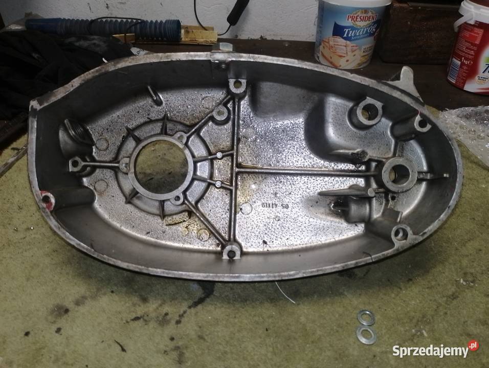 MZ trophy 250 pokrywa silnika Pogrodzie sprzedam