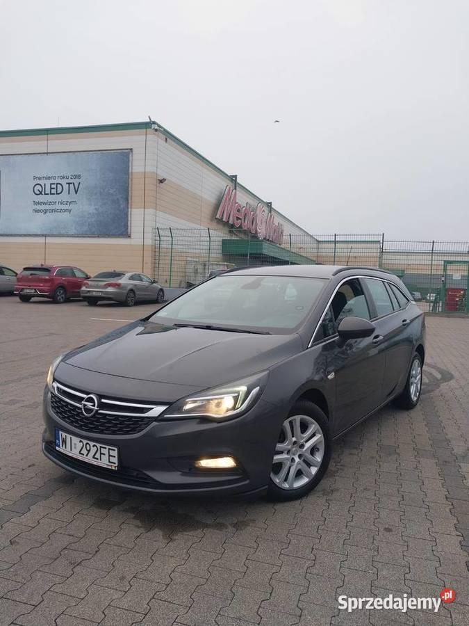Opel Astra K 201716 CDTIidealny stanzadbanesalon 280000km Warszawa
