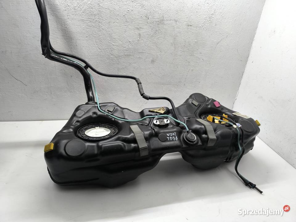 ZBIORNIK PALIWA MERCEDES EKLASA W212 22 CDI