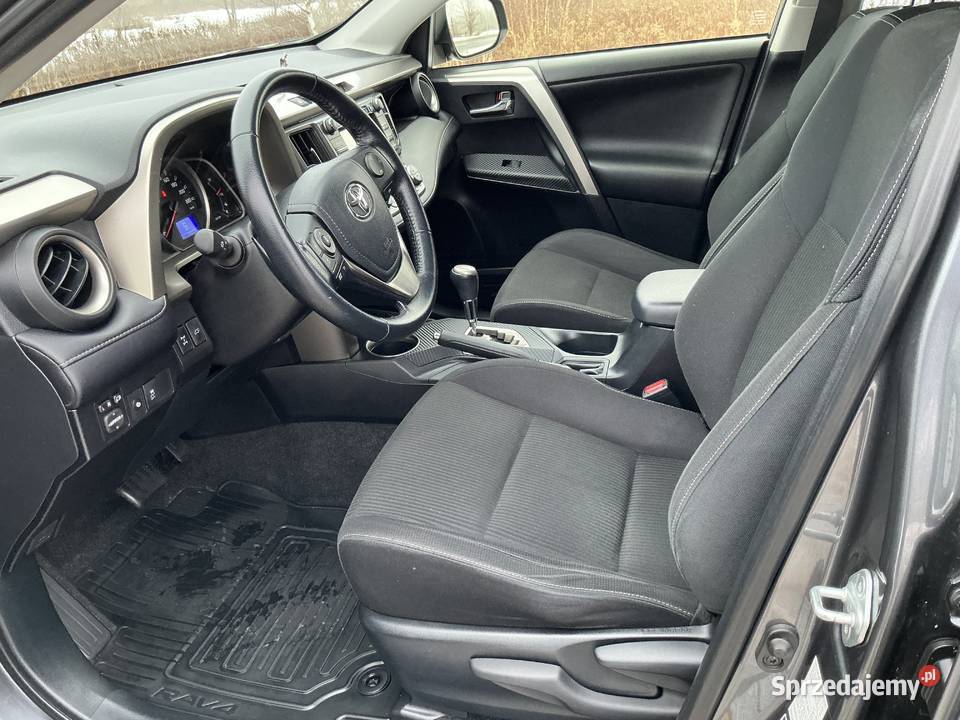 Toyota RAV4 22d 4x4 salon polska
