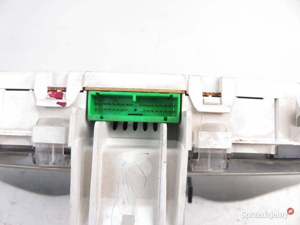 LICZNIK SUBARU IMPREZA II GG 20 NSG110L