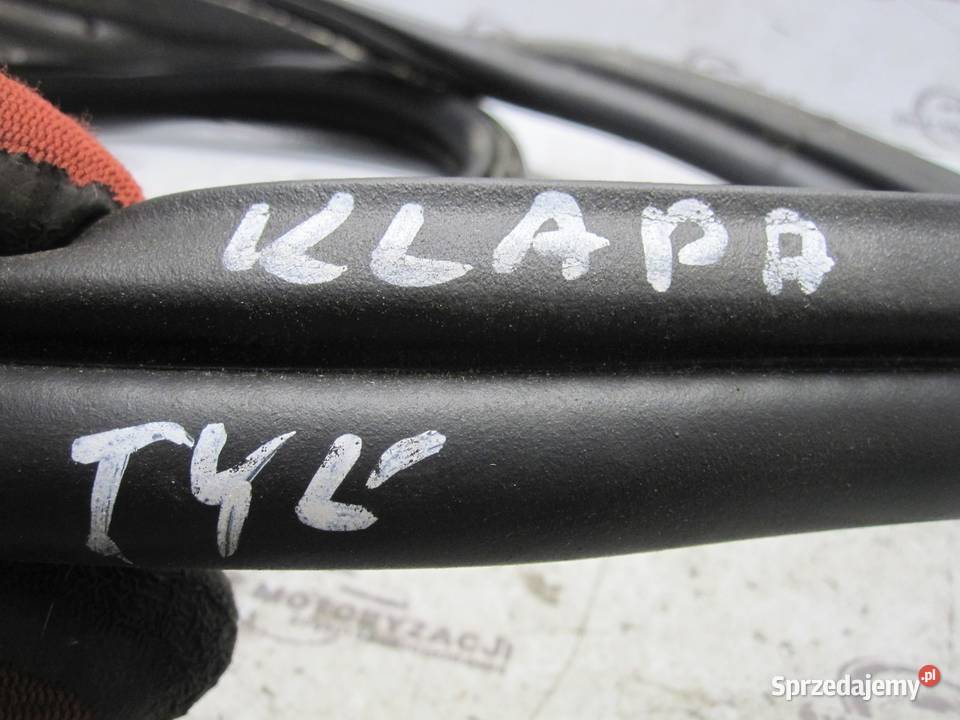 Ford Kuga I 10r Uszczelka klapy tył Kielce sprzedam