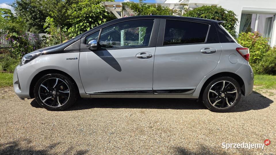 Toyota Yaris Hybryda Automat Najbogatsza Wersja 4/5