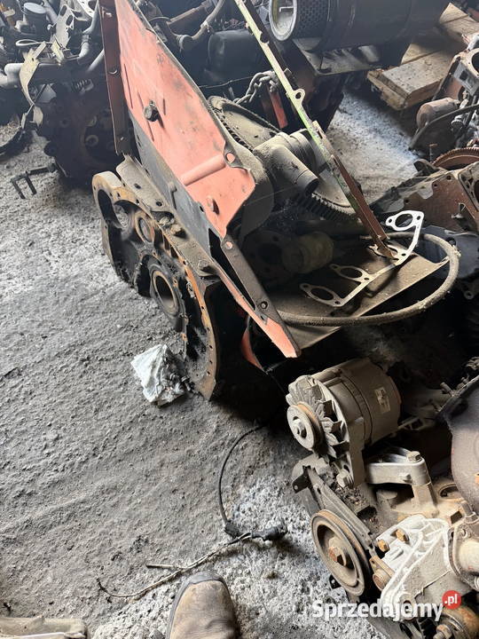 silnik DEUTZ 3 cylindrowy 3L913 3L912 blok Działoszyn