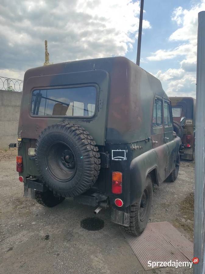 Militarny UAZ 469B w hardtopie 469 B Ostrowiec Świętokrzyski