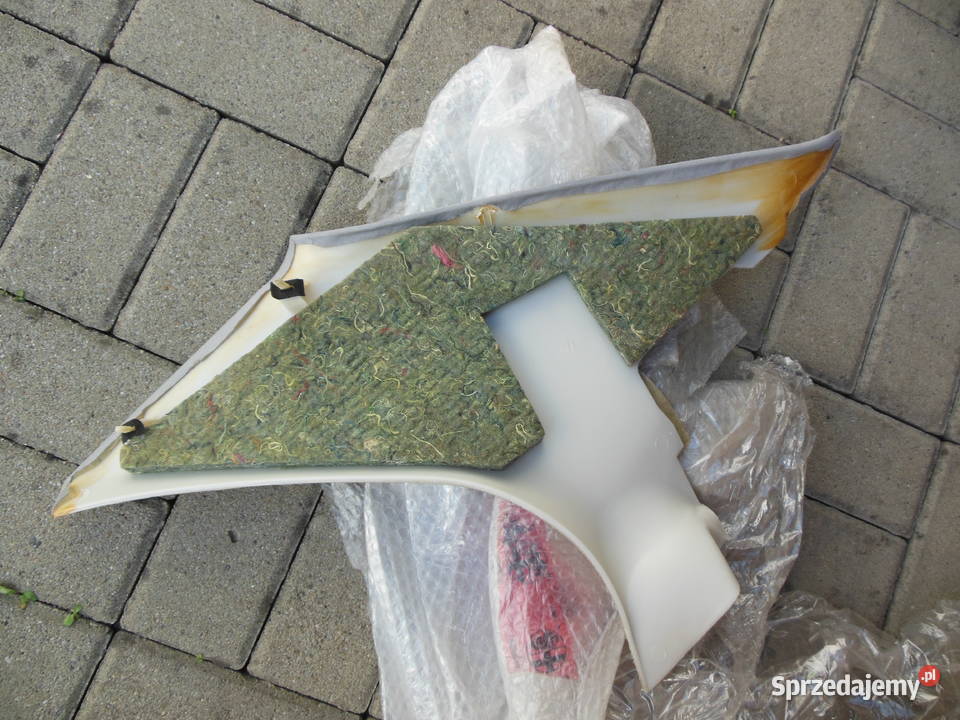 156016625 TAPICERKA SŁUPKA TYŁ ALFA ROMEO 156 Kozy sprzedam