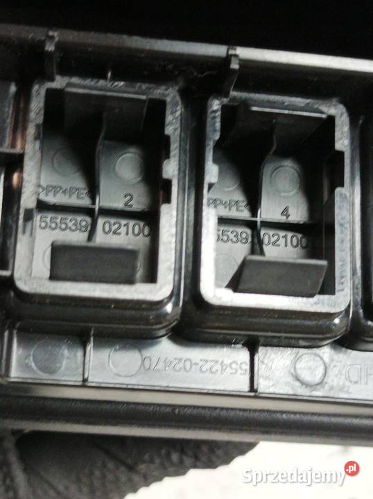 SCHOWEK POPIELNICZKA E16 E17 E18 Toyota Corolla