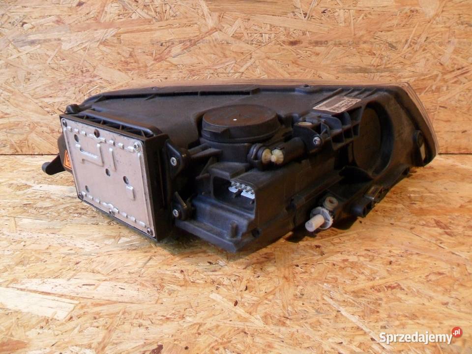 VW Touareg 7L 2007 lift xenon lewy wielkopolskie Nowy Tomyśl