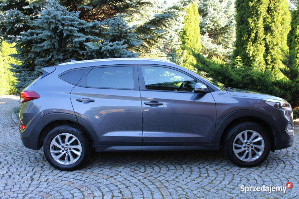 Hyundai Tucson Benzyna 124 Wyposażenie bluetooth Lubań
