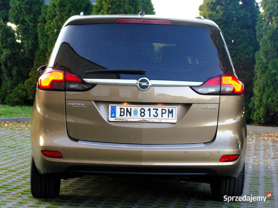 Opel Zafira 14 Turbo 140 sprowadzony 7 miejsc serwisowany w ASO Radom