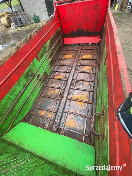 Rozrzutnik obornika Tytan 10 Rozrzutniki obornika Waleńczów