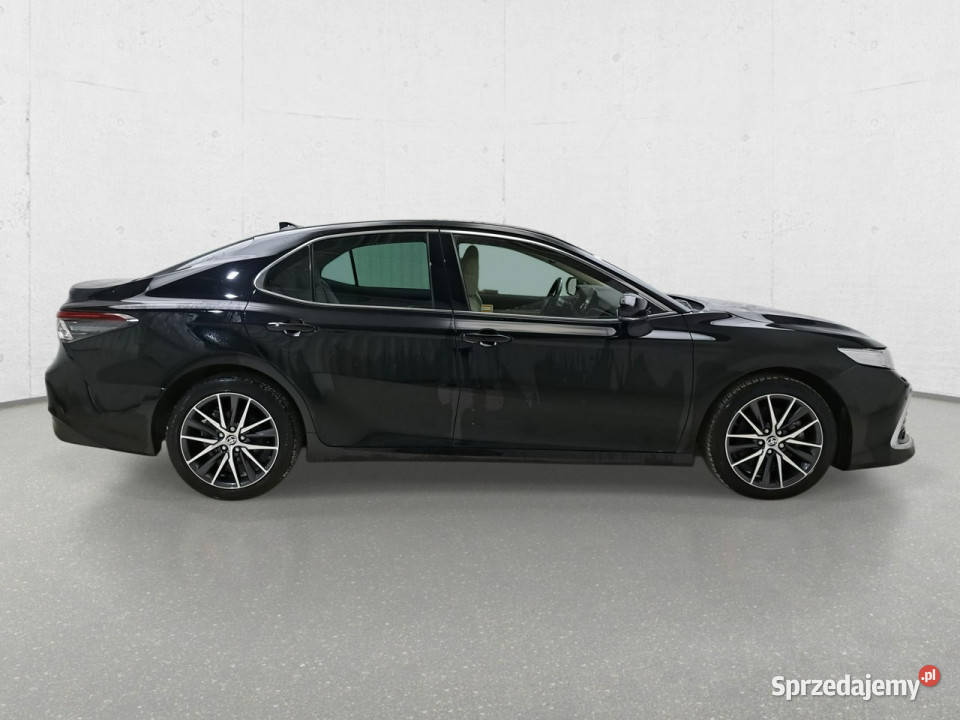Toyota Camry IX 2018 Komorniki
