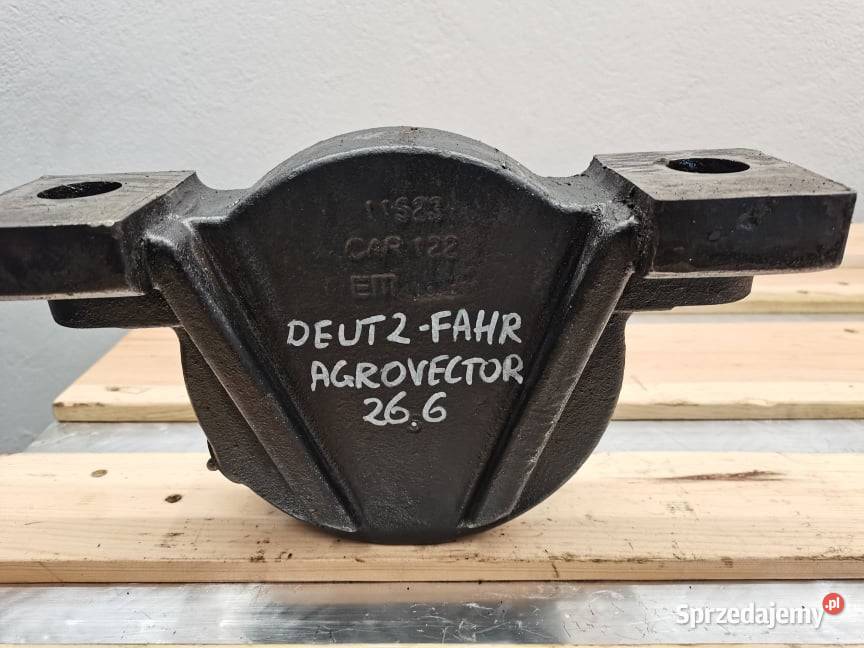 Deutzfahr 266 Agrovector Wspornik osi Carraro Wilkowo