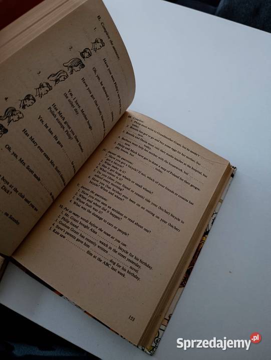 ENGLISH IS FUN 2 Anna Zawadzka tradycyjny podręcznik wielkopolskie Poznań sprzedam