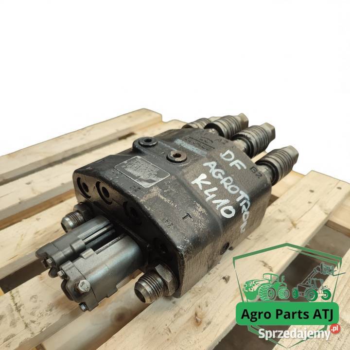 Rozdzielacz do ładowaczy czołowych DLM1422 podlaskie Ciechanowiec