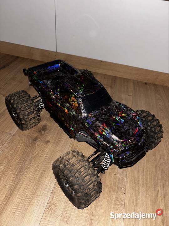 Traxxas hoss Naglady