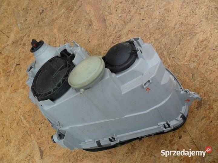 LAMPA LEWA PRZÓD MERCEDES CKLASA 203 0407 LIFT Nowy Tomyśl