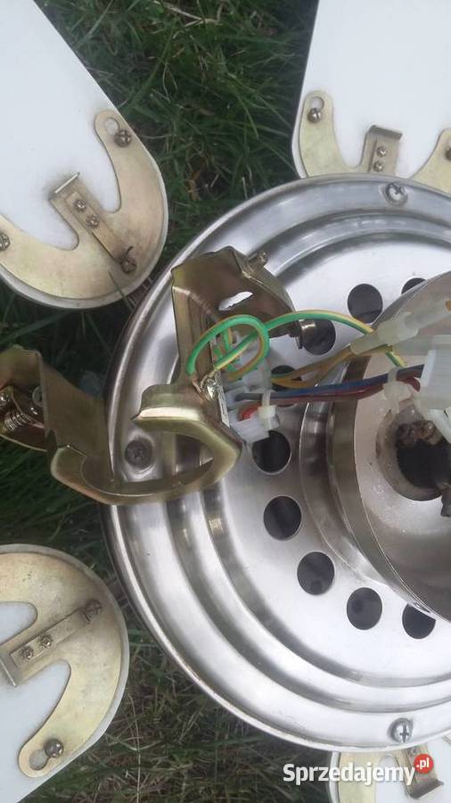 Wentylator sufitowy z oswietleniem LED uzywany
