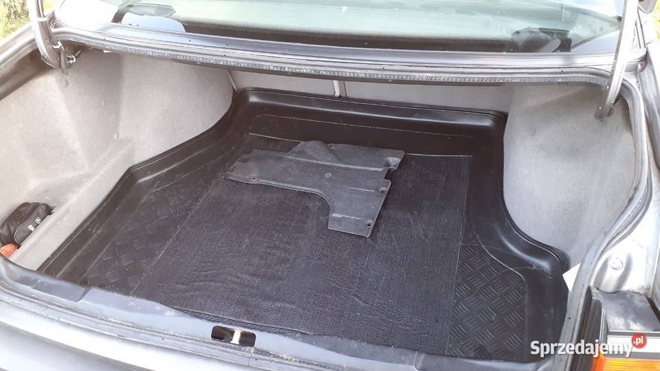 VW Passat B3 20 GL Climatronic tempomat automat sprowadzony Janów