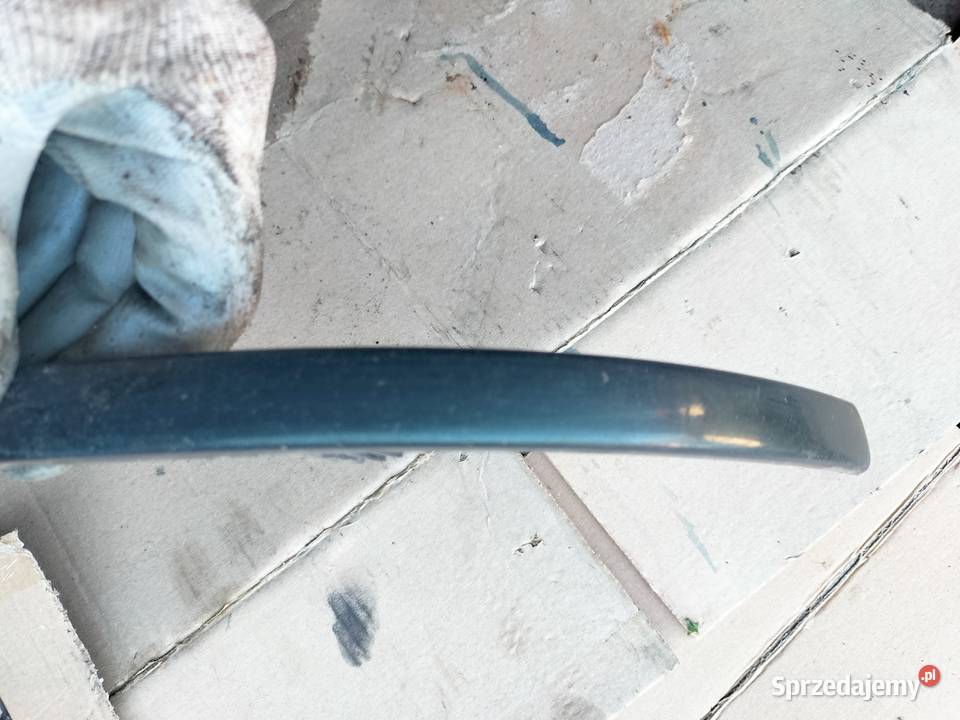 AUDI 80 B4 BLENDA POD LAMPE LEWA osobowe Kamień-Kolonia