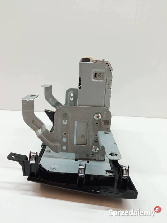 RADIO J11 281854CA0A Nissan Qashqai II 2013 świętokrzyskie