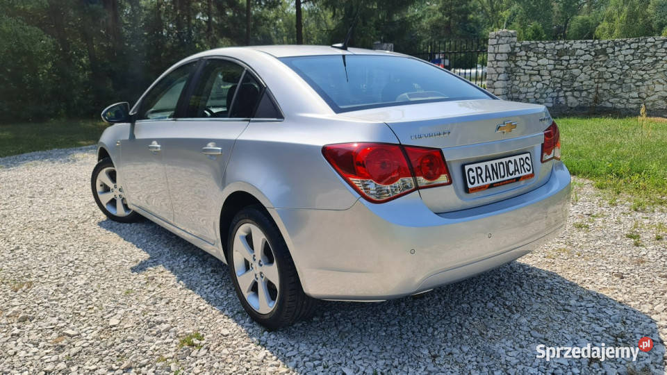 Chevrolet Cruze LT 18 16v 141 Full Navi Skóra kurtyny powietrzne świętokrzyskie Chmielnik