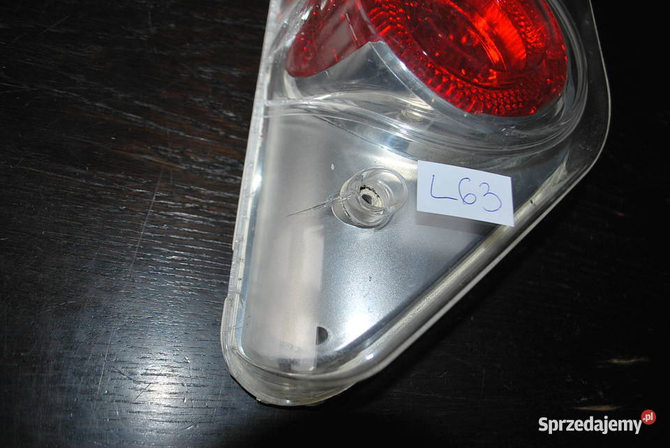 USZKODZONA LAMPA HELLA CARALUNA Pozostałe Grzebowilk