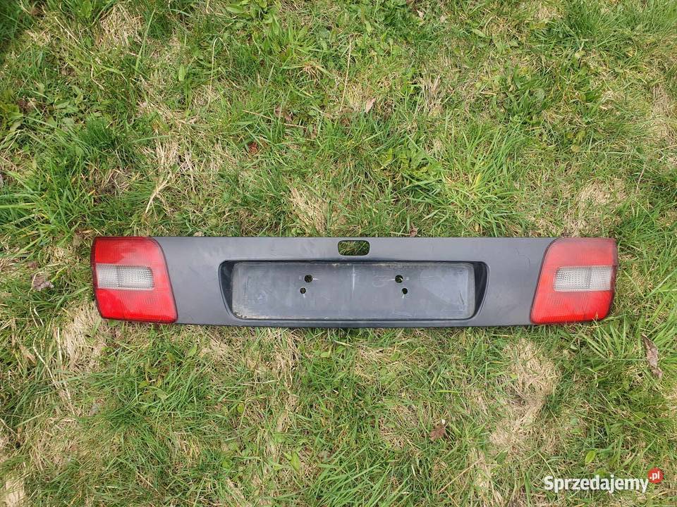 Blenda tylnej klapy Volvo v40 9600 Kraków