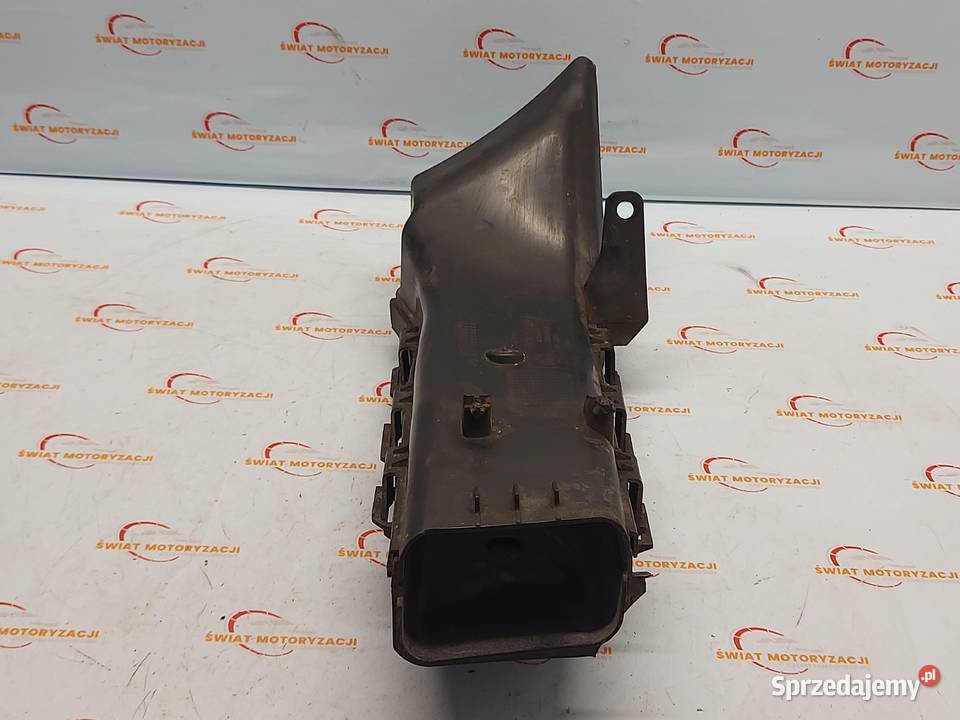 BMW E90 E91 28 B rura dolot powietrza lewa Kielce sprzedam