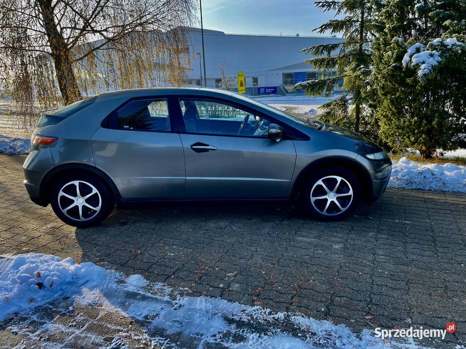 ŚlicznaZadbanaHondaCivicVIIIUFO14Benz210PrzBogWyp Zduńska Wola