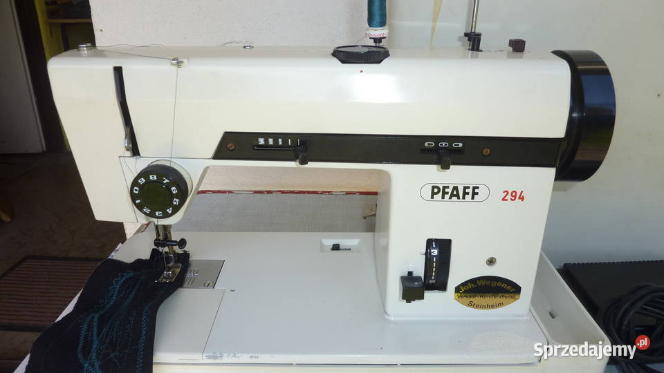 Niemieckawalizkowa maszyna do szycia PFAFF 294 Łódź
